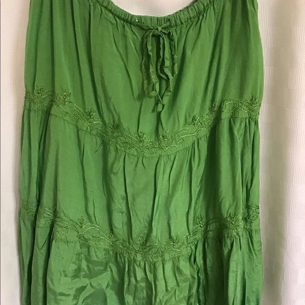 BHAG'S green skirt - Picture 2 of 5